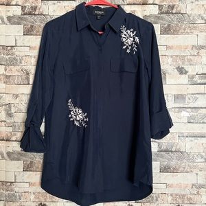 EXPRESS button up blouse with white embroidery, NWOT, Size Small